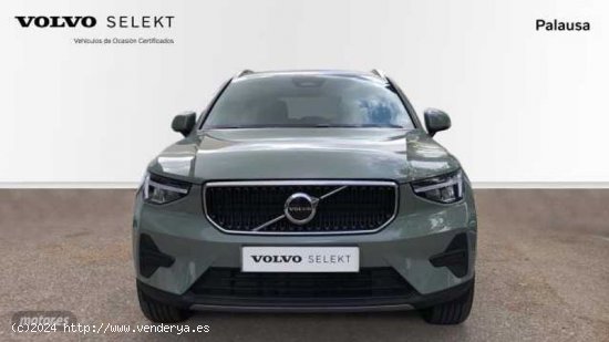 Volvo XC40 XC40 Core, B3 Mild Hybrid, Gasolina de 2024 con 5 Km por 39.995 EUR. en Valladolid