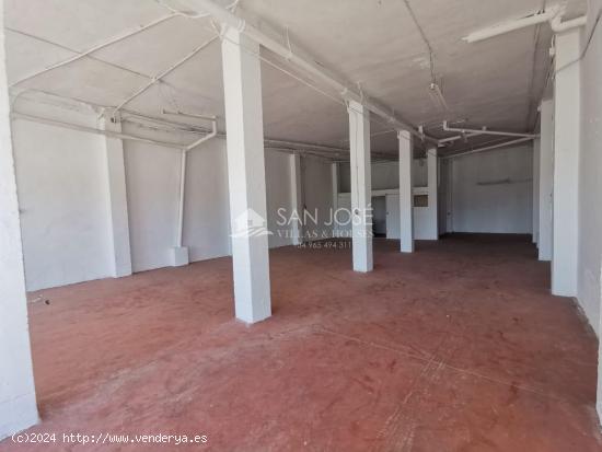 SE VENDE LOCAL EN ORIHUELA, ZONA CON MUCHO POTENCIAL - ALICANTE