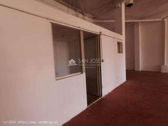 SE VENDE LOCAL EN ORIHUELA, ZONA CON MUCHO POTENCIAL - ALICANTE