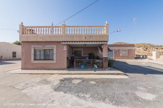  Se Vende en Peña las aguilas - ALICANTE 