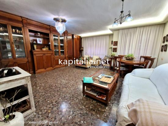 Piso con gran patio a la venta en Ontinyent - VALENCIA