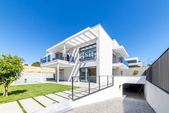 CASA DE OBRA NUEVA EN LA PLANA - BARCELONA