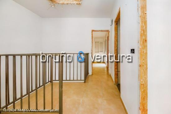 EN VENTA PROPIEDAD EN LA POBLA DE MONTORNÈS - TARRAGONA