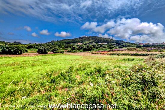 Finca rústica con vistas al mar - A CORUÑA