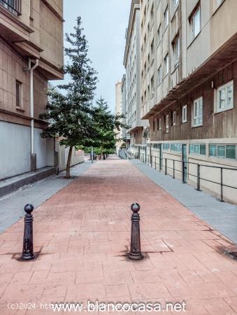 Plaza de Garaje en VENTA,  zona ESTADIO RIAZOR (A CORUÑA) - A CORUÑA