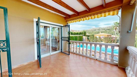 SE VENDE CHALET DE CUATRO DORMITORIOS EN LA NUCÍA. SEVENDGROUP.COM - ALICANTE