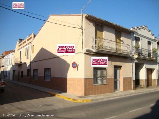 VENTA DE CASA EN SOLLANA  (VALENCIA)    Chaflán a dos calles - VALENCIA