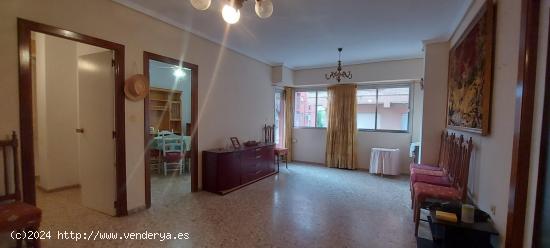 Piso a la venta en Puerto de Sagunto, 4 hab, 1 baño, balcón - VALENCIA