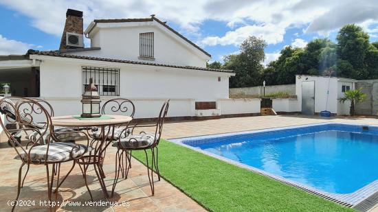 Chalet de gran tamaño en excelente zona - MADRID