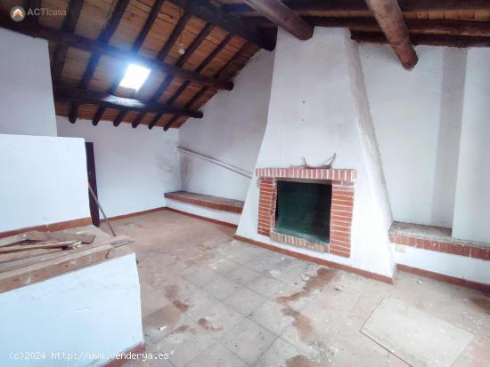 EDIFICIO DE 4 PLANTAS EN CASCO ANTIGUO - CACERES