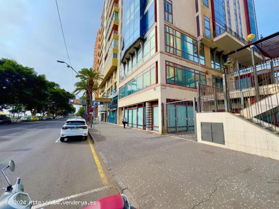 Se Vende Gran Plaza de Garaje con Trastero Avenida Anaga - SANTA CRUZ DE TENERIFE