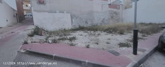 SE VENDE SOLAR EN ARCHENA (BARRIO EL OTRO LAO) - MURCIA