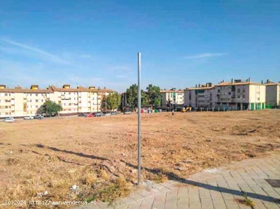  Solar situado en la calle María Amaya La Gazpacha, en la Barriada del Parque Nueva Granada. - GRANA 