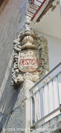 CASA DE PIEDRA CON ESCUDO PARA REFORMAR. MENTERA - BARRUELO - CANTABRIA