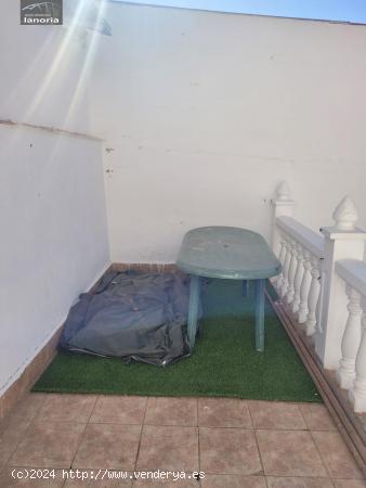 Grupo la Noria Vende piso de 3 dormitorios con patio de 60m en barrio san pedro. - ALBACETE