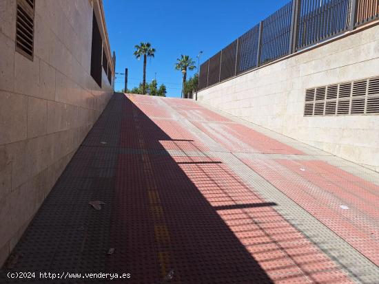  Se vende  Plaza de Garaje en  Avenida Juan Carlos I, Murcia - MURCIA 