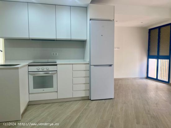 VIVIENDA TOTALMENTE REFORMADA EN PLENO CENTRO DE CORDOBA CON 2 DORMITORIOS y 2 BAÑOS - CORDOBA