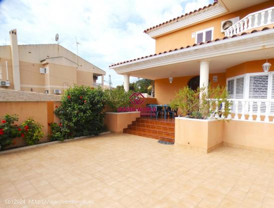 Chalet en venta en  La Cumbre !! - MURCIA