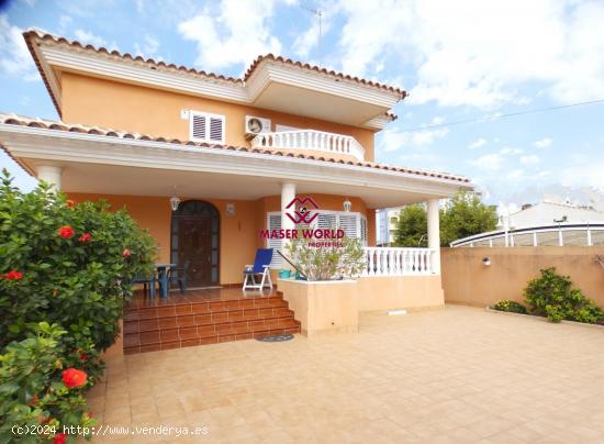 Chalet en venta en  La Cumbre !! - MURCIA