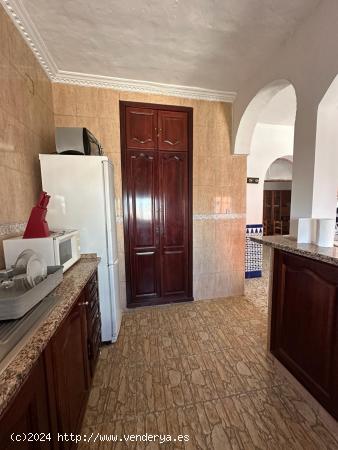 Se Vende en Olivares - SEVILLA