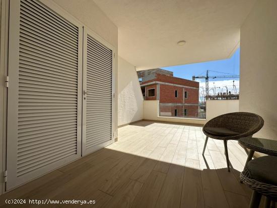 Nuevo Bungalow en la urbanización SUNNY HILLS con vistas hermosas - ALICANTE