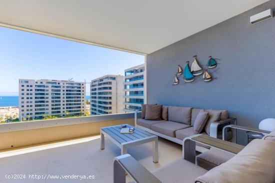 Espectacular Apartamento en primera línea del mar en Punta, Prima, Torrevieja - ALICANTE