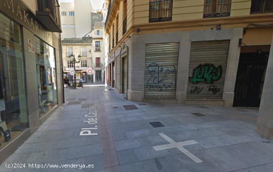 PISO DISPONIBLE JUNTO A LA CALLE MESONES!! - GRANADA