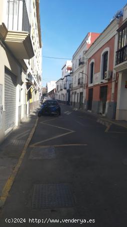 PLAZA DE GARAJE PARA ALQUILAR - CADIZ