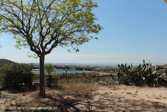 A la venta Casa Cueva en Campo Tejar con terreno de 13000 m2 - MURCIA