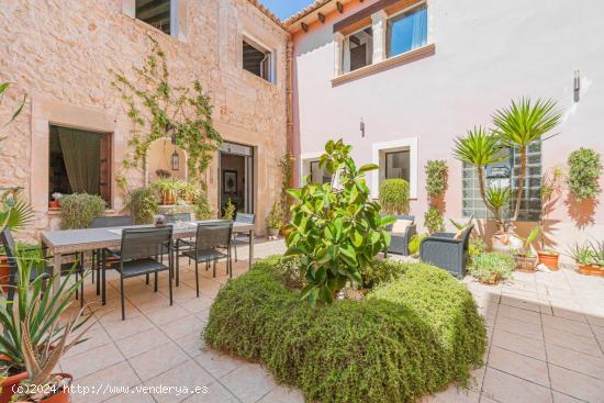  Casa en el casco antiguo de Santanyí - BALEARES 