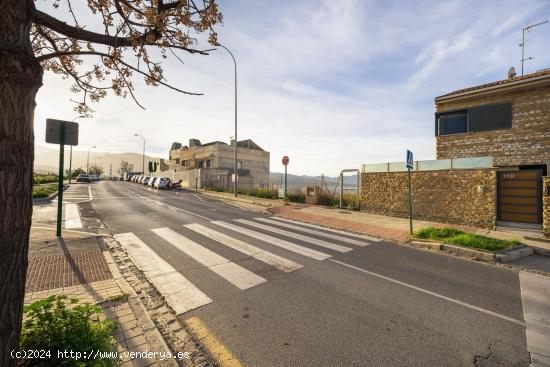 Construye la casa de tus sueños en el Serrallo - GRANADA