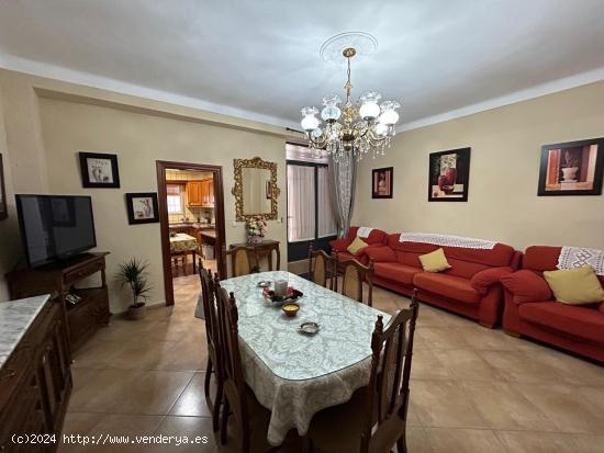 CASA AMPLIA SALE A LA VENTA¡¡¡¡ - MALAGA