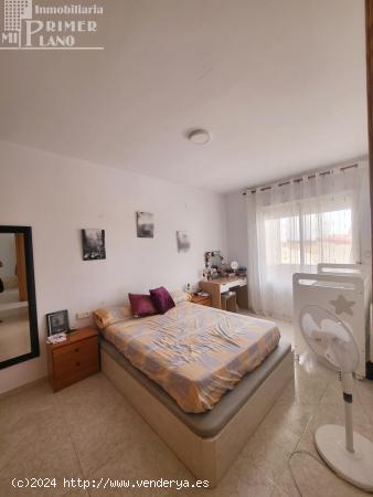 Se vende piso de 2 habitaciones en calle Campo junto a supermerca La Despensa por solo 55.000 euros 