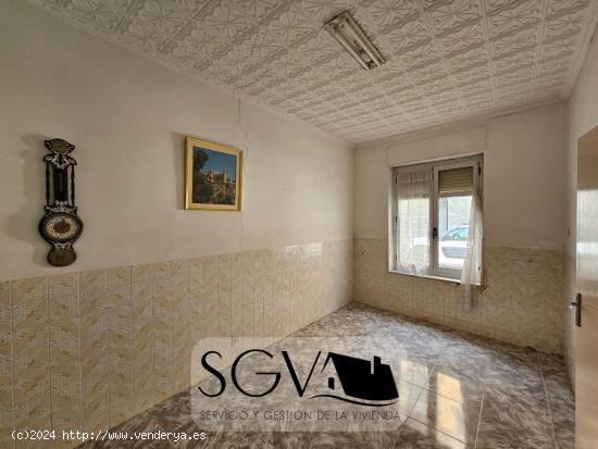 SE VENDE CASA EN NOVELDA - ALICANTE