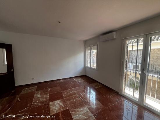 Moderno y Luminoso Piso de 3 Dormitorios en el Centro, Junto al Conservatorio de Música - CORDOBA