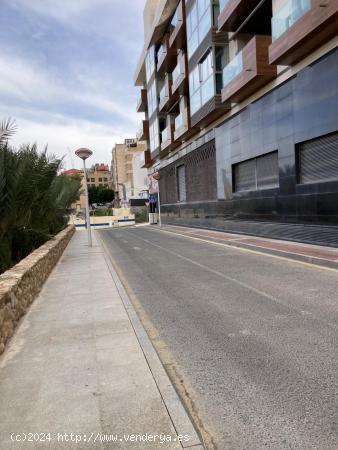 PLAZA DE PARKING EN CALLE SANTA ANNA - ALICANTE