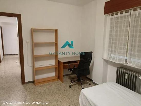 Piso de alquiler PARA ESTUDIANTES en Garrido sur, Salamanca - SALAMANCA