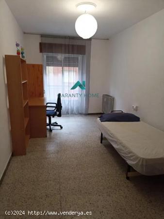 Piso de alquiler PARA ESTUDIANTES en Garrido sur, Salamanca - SALAMANCA