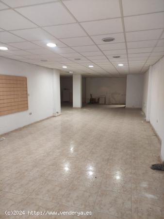 LOCAL COMERCIAL JUNTO AVD FLORIDABLANCA - MURCIA