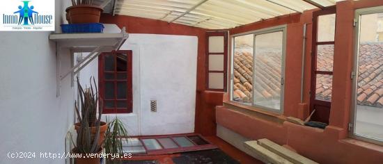 INMOHOUSE VENDE CASA UNIFAMILIAR CON MUCHO CARACTER - ALBACETE