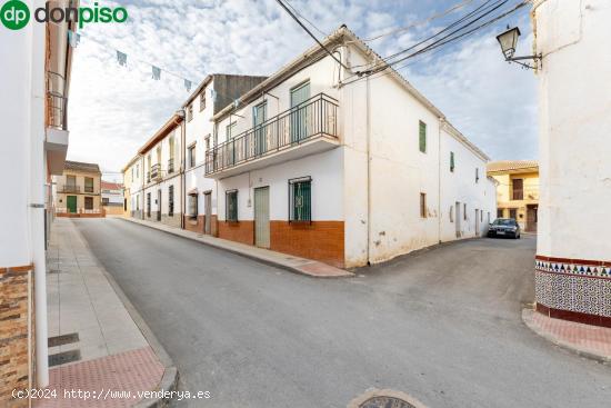  Doble Encanto en Ventas de Huelma: Dos Casas en una. ¡Descubre tu Nuevo Hogar! - GRANADA 