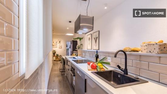 Apartamento de 1 dormitorio en alquiler en Madrid - MADRID