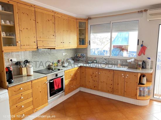 PISO EN PRIMERA PLANTA CON TERRAZA EN VENTA - VALENCIA