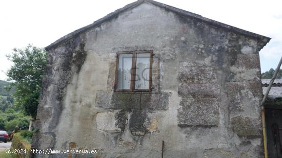 CASA DE PIEDRA PARA REFORMA INTEGRAL CON GRAN FINCA - A CORUÑA