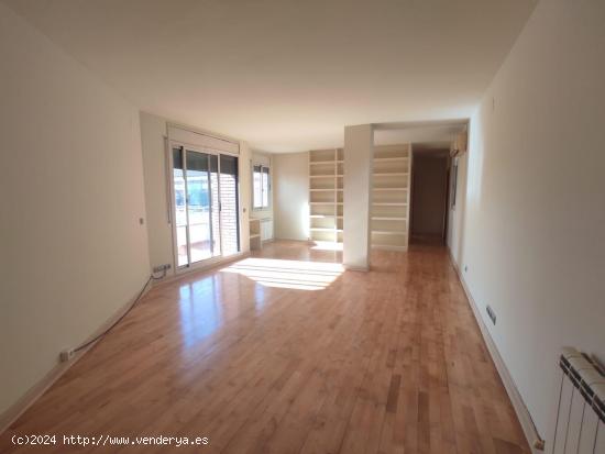 ESPECTACULAR DUPLEX EN VILAFRANCA DEL PENEDES (BARCELONA ) - BARCELONA