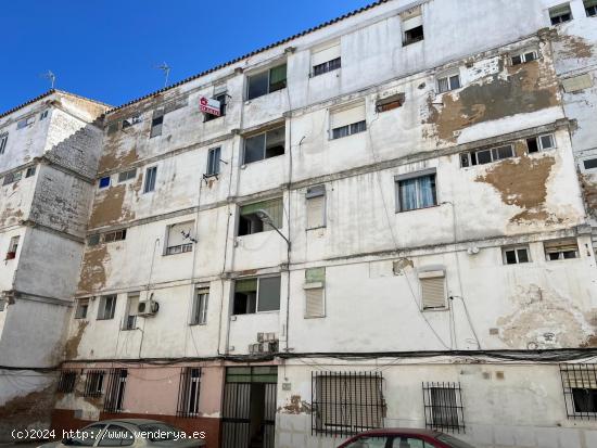  CASABANCO VENDE PISO DE DOS DORMITORIOS EN ALMENDRALEJO. - BADAJOZ 