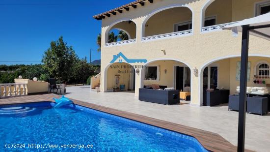 Magnífica villa con excelentes vistas al mar a la venta en Alfaz del Pi - ALICANTE