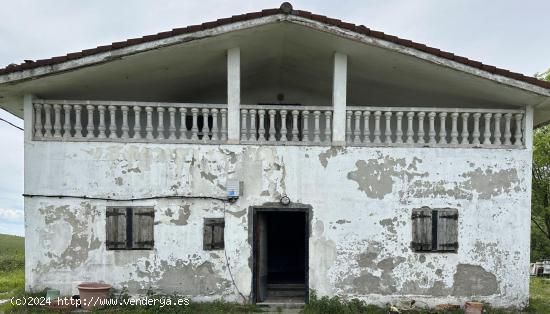 Se vende casa en plena naturaleza - GUIPUZCOA