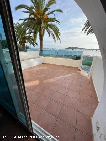 Apartamento en venta,   planta baja con acceso directo al mar en Marina Botafoc - BALEARES