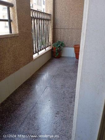  SE VENDE MAGNIFICA VIVIENDA DOBLE ZONA REINA VICTORIA - ALICANTE 